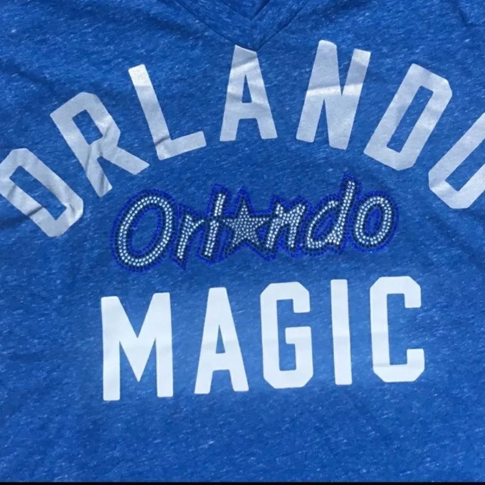 NWT Hardwood Classics Orlando Magic V-Neck T-Shirt Sz M - Picture 3 of 8